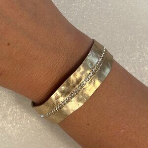 Vtg Elegant Artisan Hammered Gold-Tone Cuff Bracelet with Crystal accents